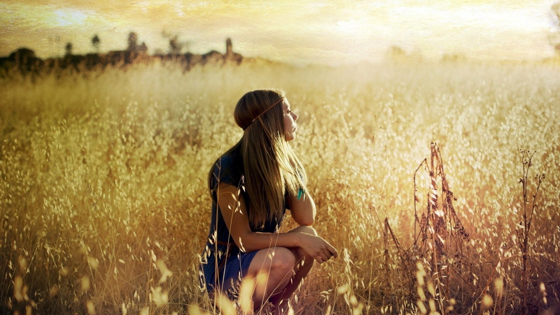Blonde Girl in Summer Field desktop PC and Mac wallpaper