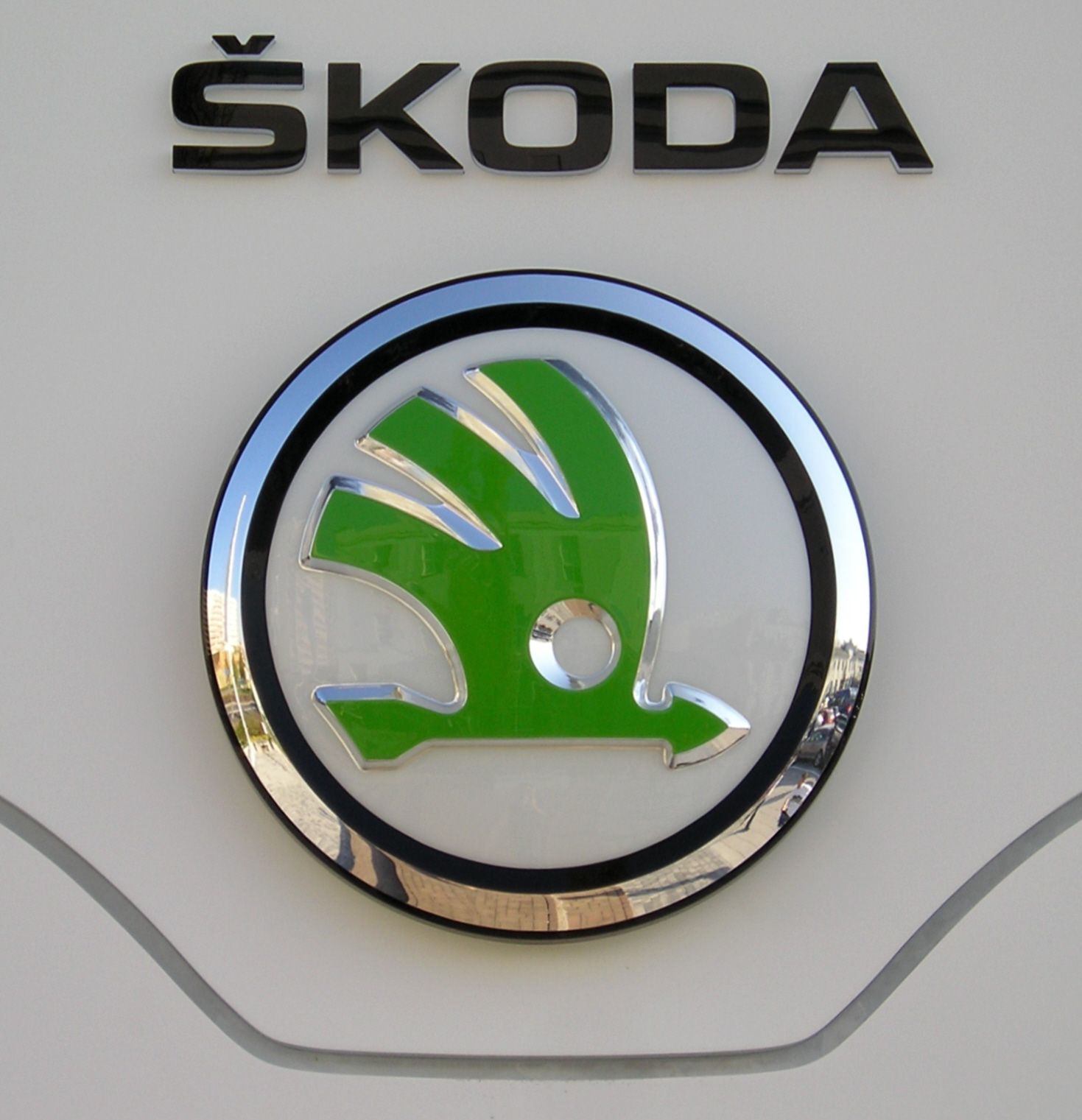 Skoda Emblem -Logo Brands For Free HD 3D