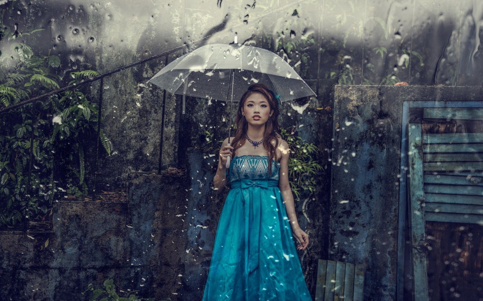 Rain Girls Wallpaper