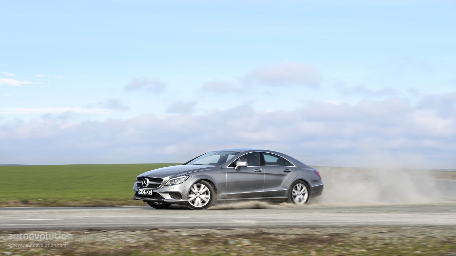 Mercedes Benz CLS Class HD Wallpaper: Four Door Coupe
