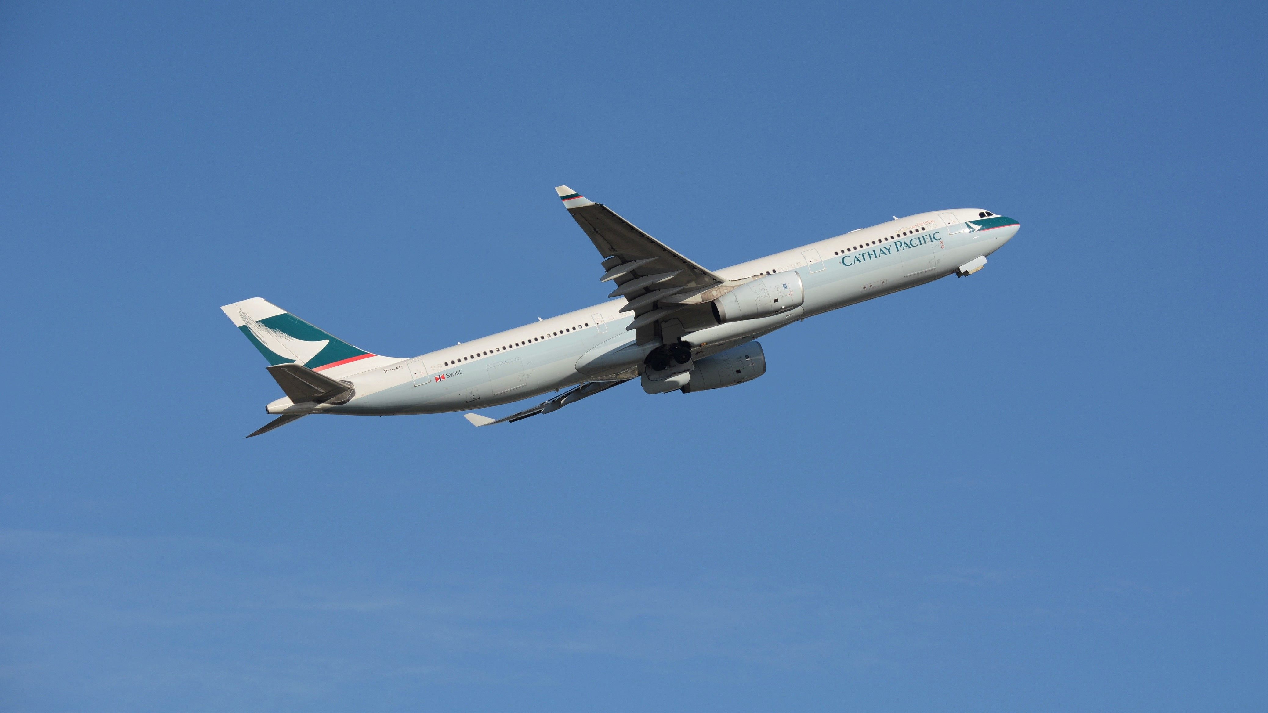 B LAP Cathay Pacific Airbus A330 Sydney 4k Ultra HD Wallpaper