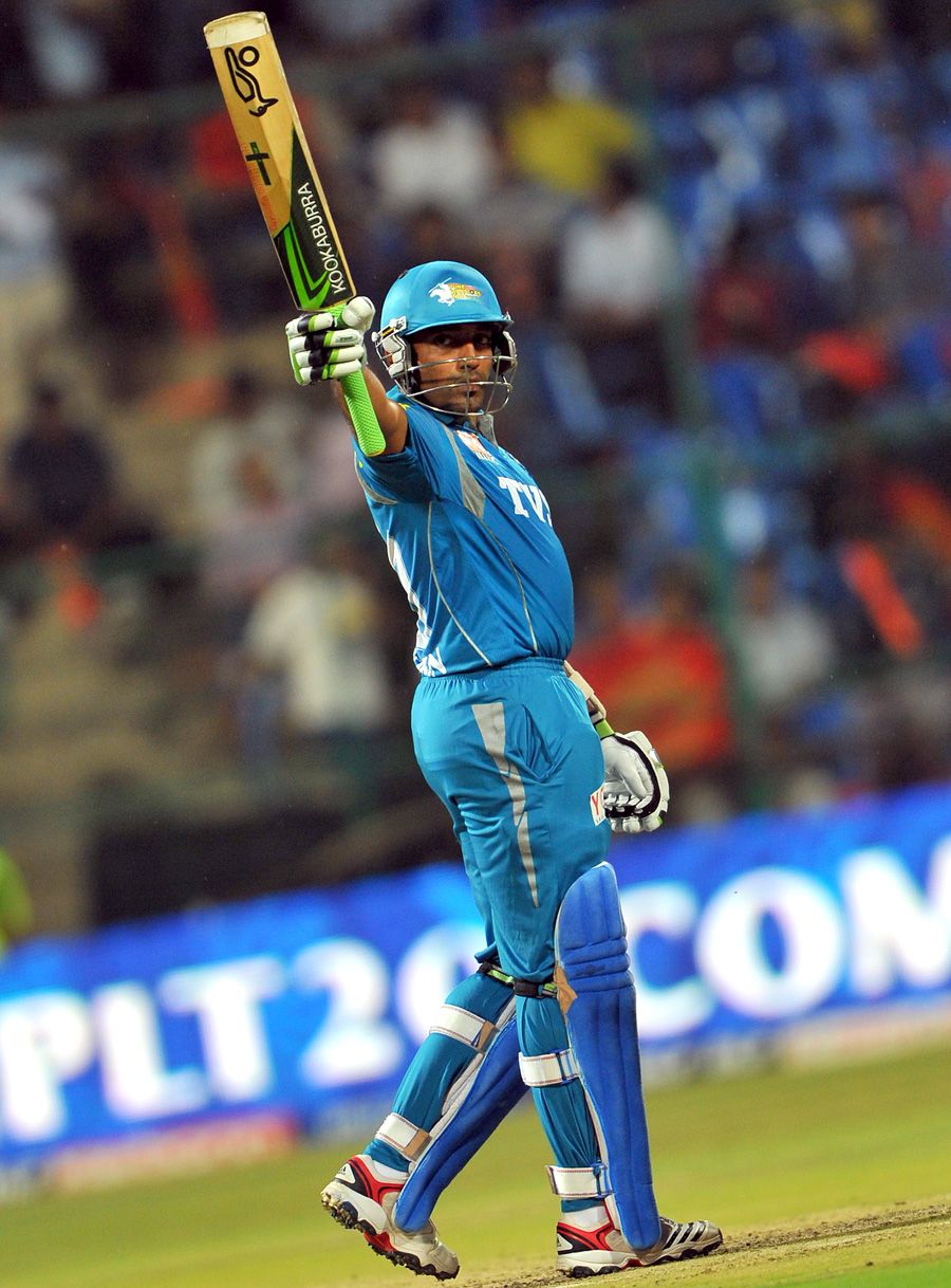 Latest HD Wallpaper of Robin Uthappa Image for Facebook