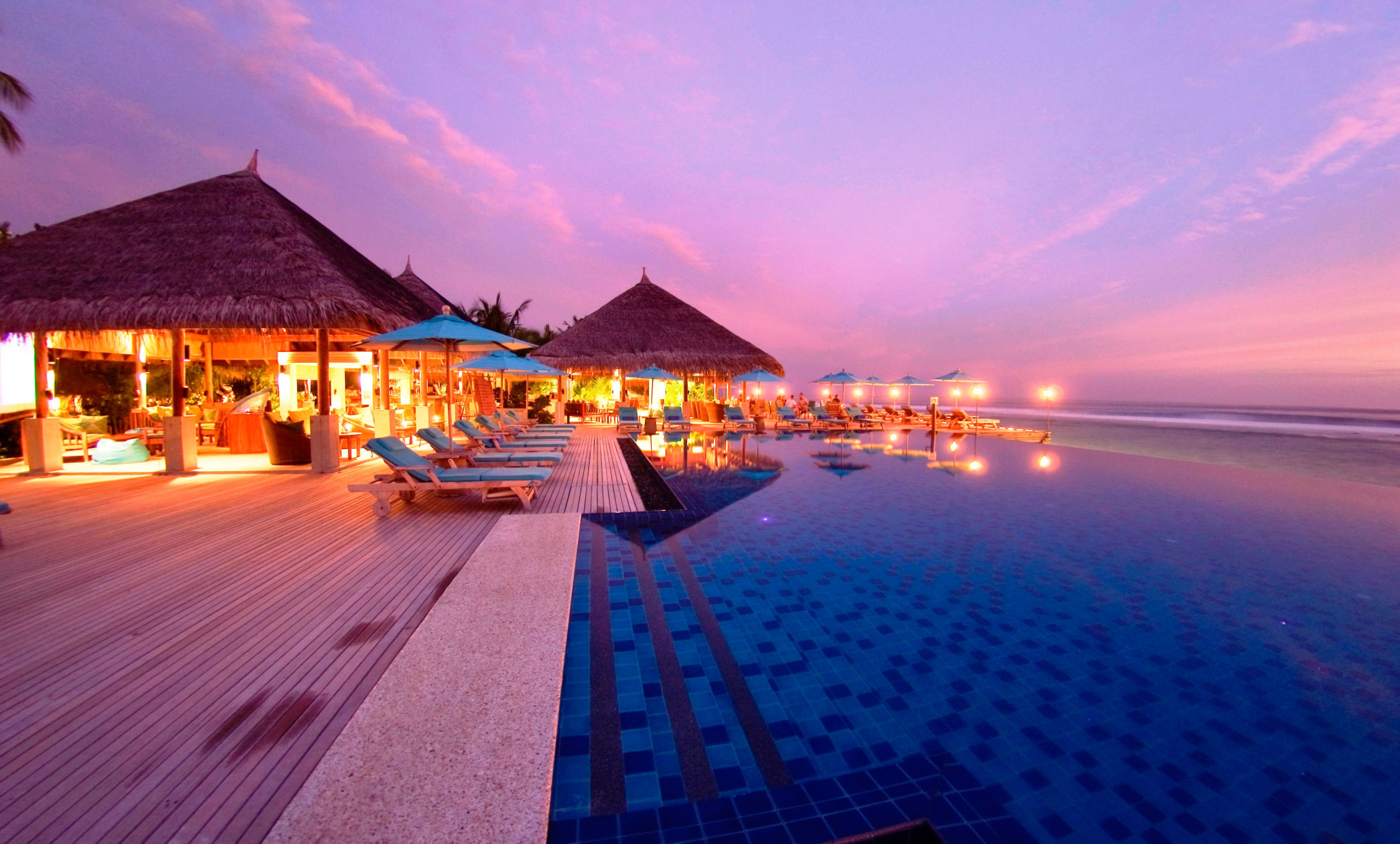 Wallpaper download sunset, resort, tropics, the maldives