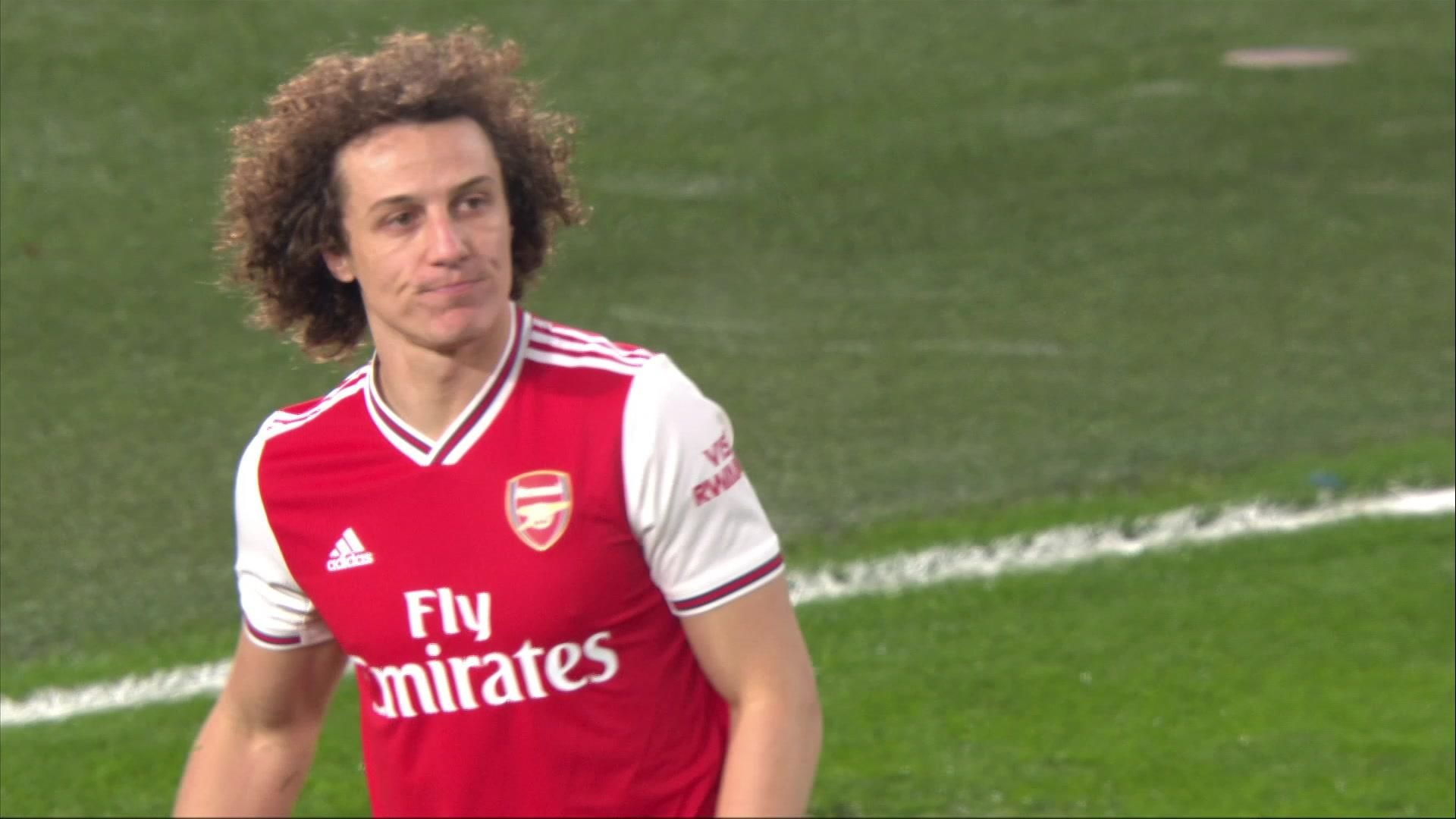 David Luiz picks up red card for reckless challenge after awful