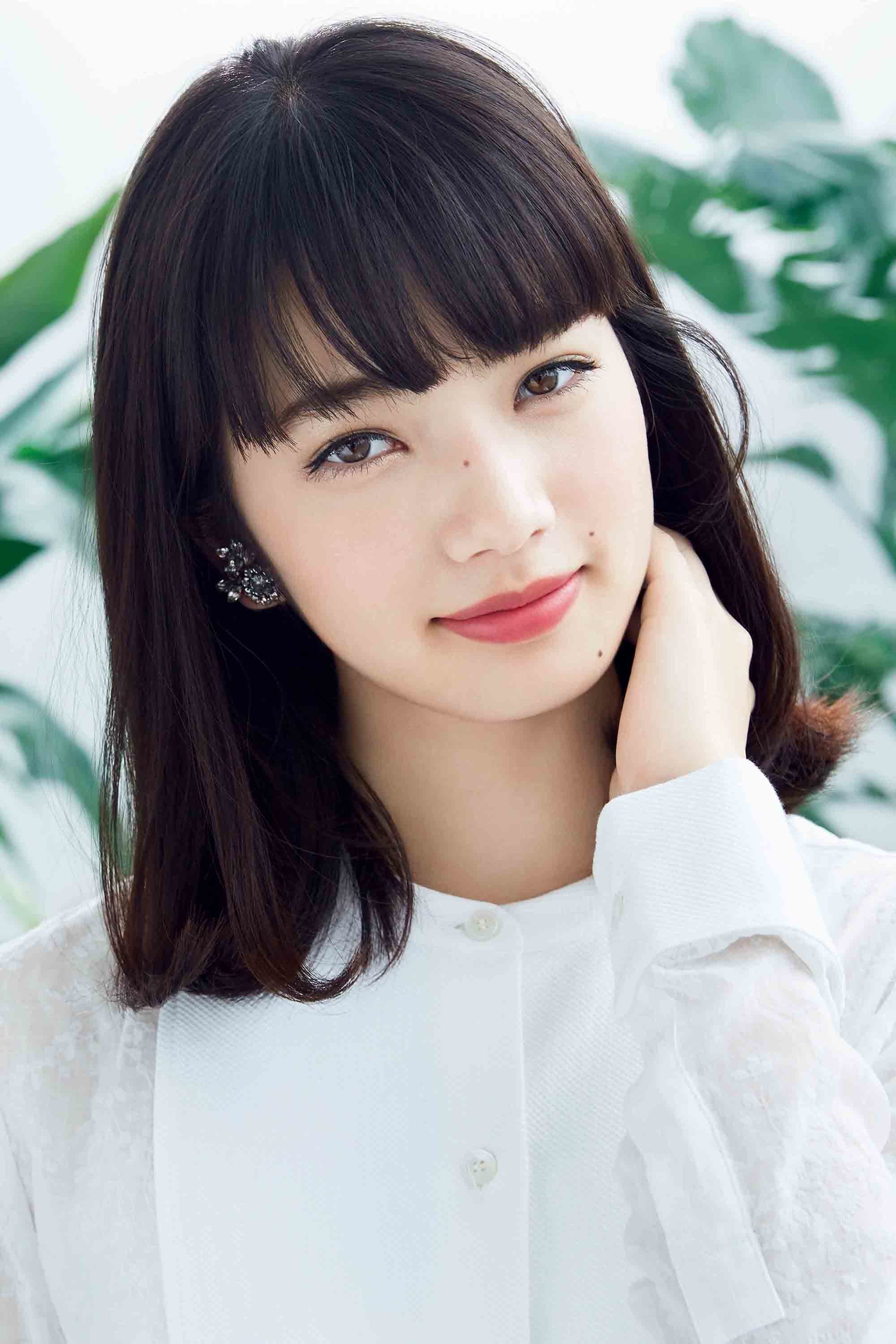 These Beautiful Japanese Actresses Are More Popular Than Idols