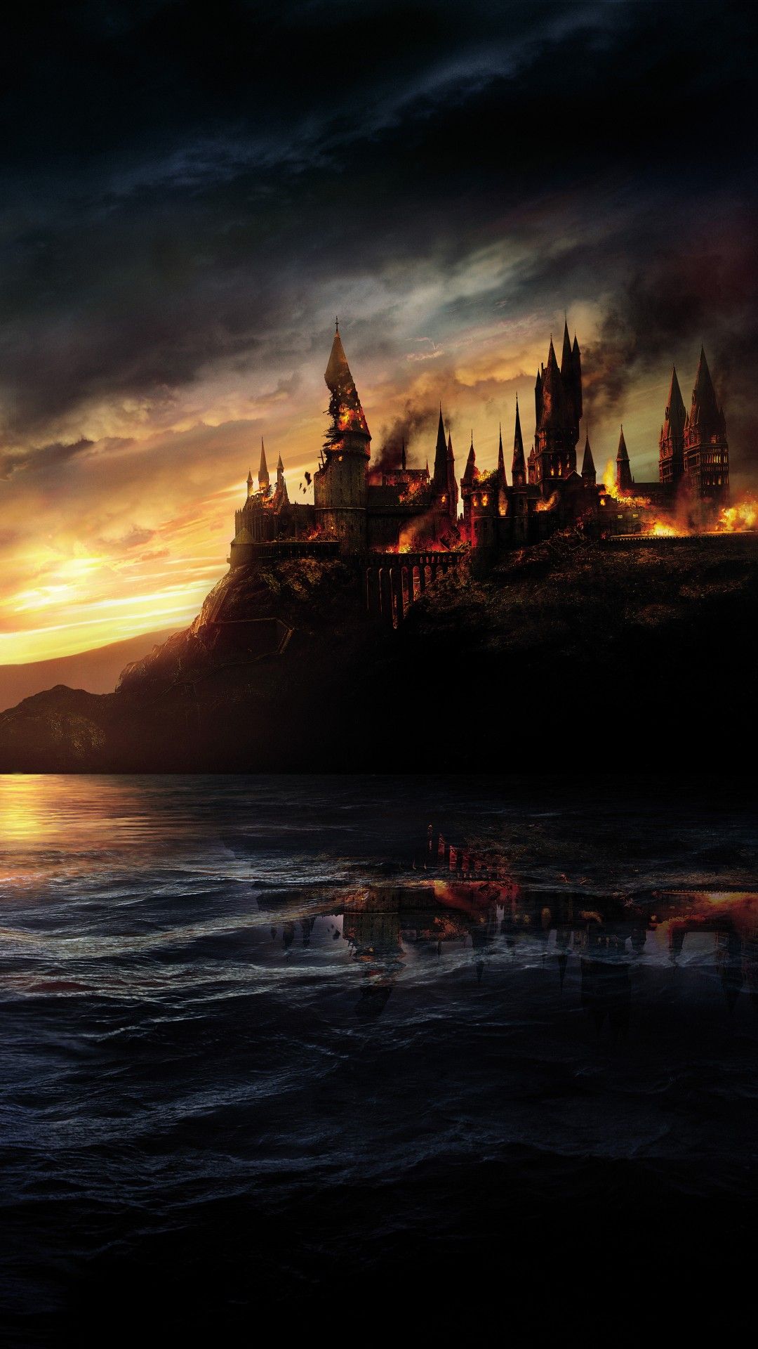 Wallpaper Hogwarts, Burning, Harry Potter and the Deathly Hallows