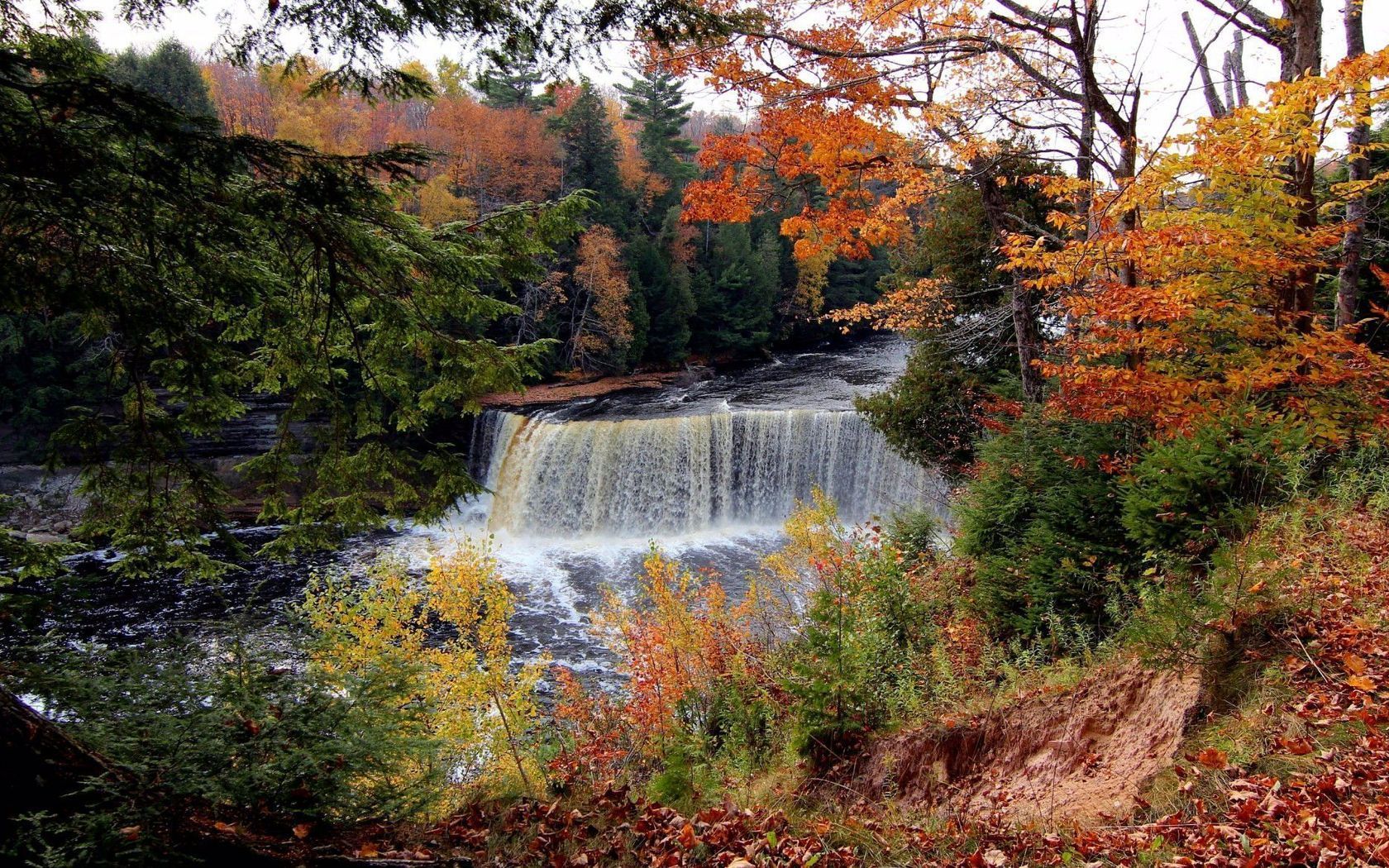 tahquamenon falls. Tahquamenon Falls x 1050. Download