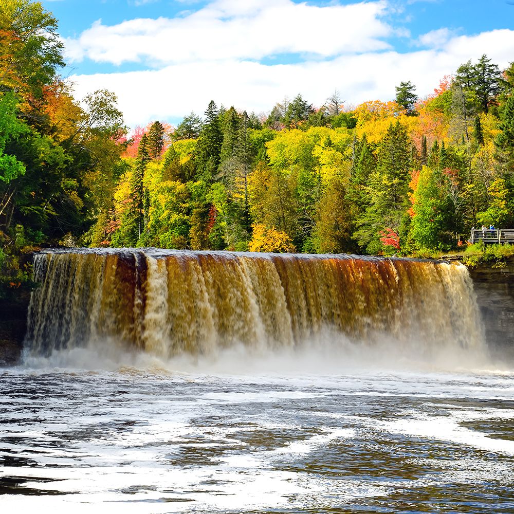 Tahquamenon Falls Facts and Information