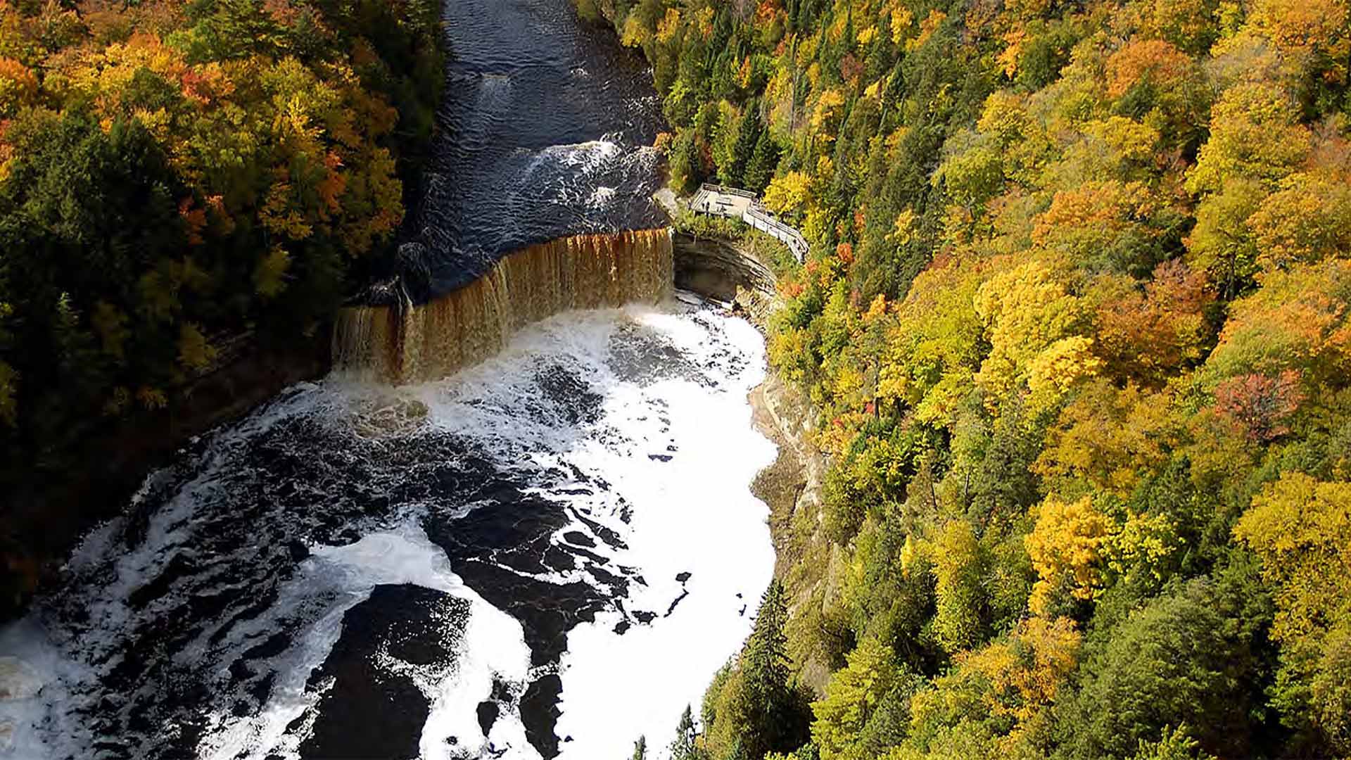 tahquamenon falls state park