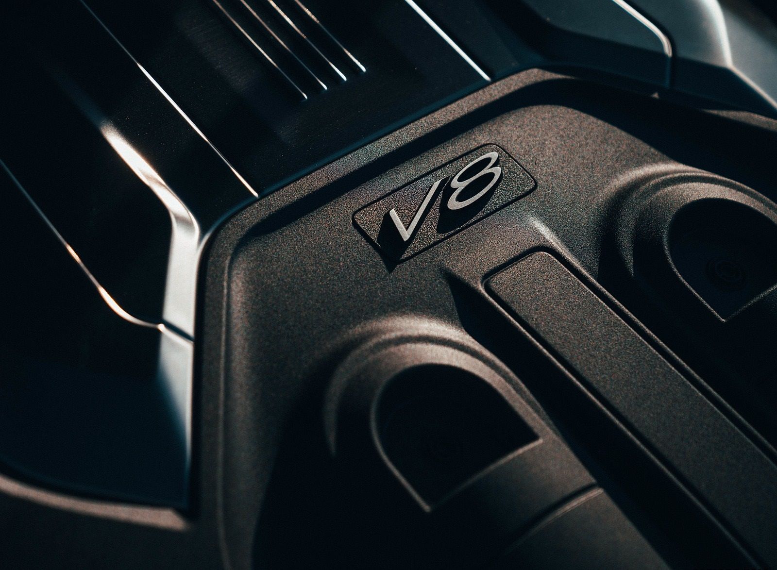 Bentley Continental GT V8 Coupe Engine Wallpaper 32