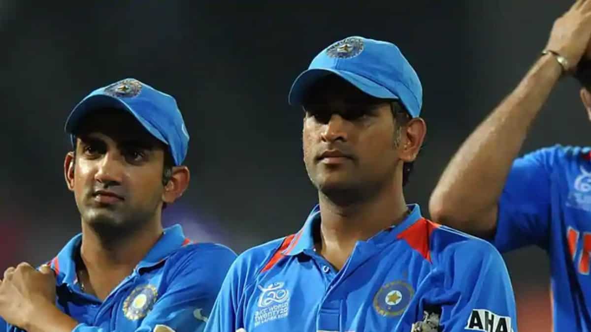 On what basis can he be selected': Gautam Gambhir on MS Dhoni's