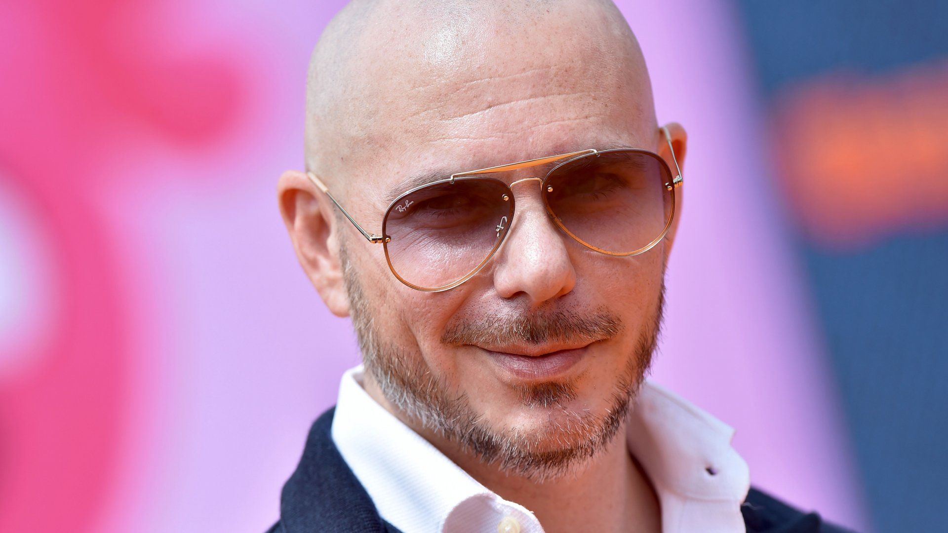Pitbull Steps Up for Latino Business Owners