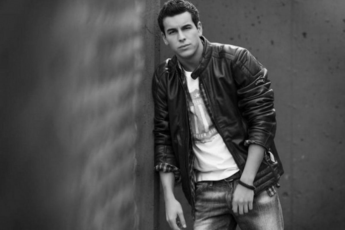 mario casas Picture #129902950