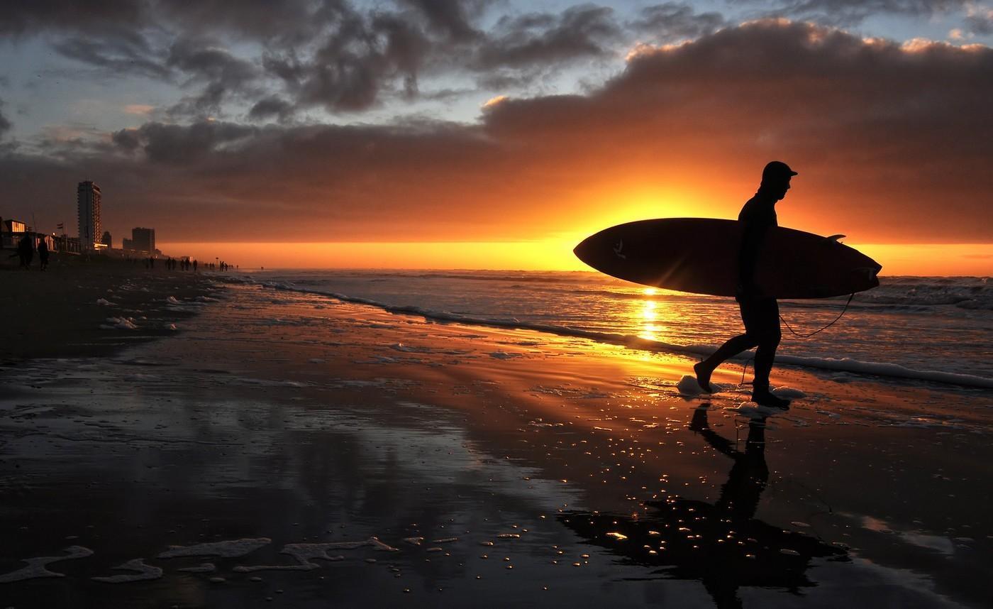 Sunset Surf Live Wallpaper for Android