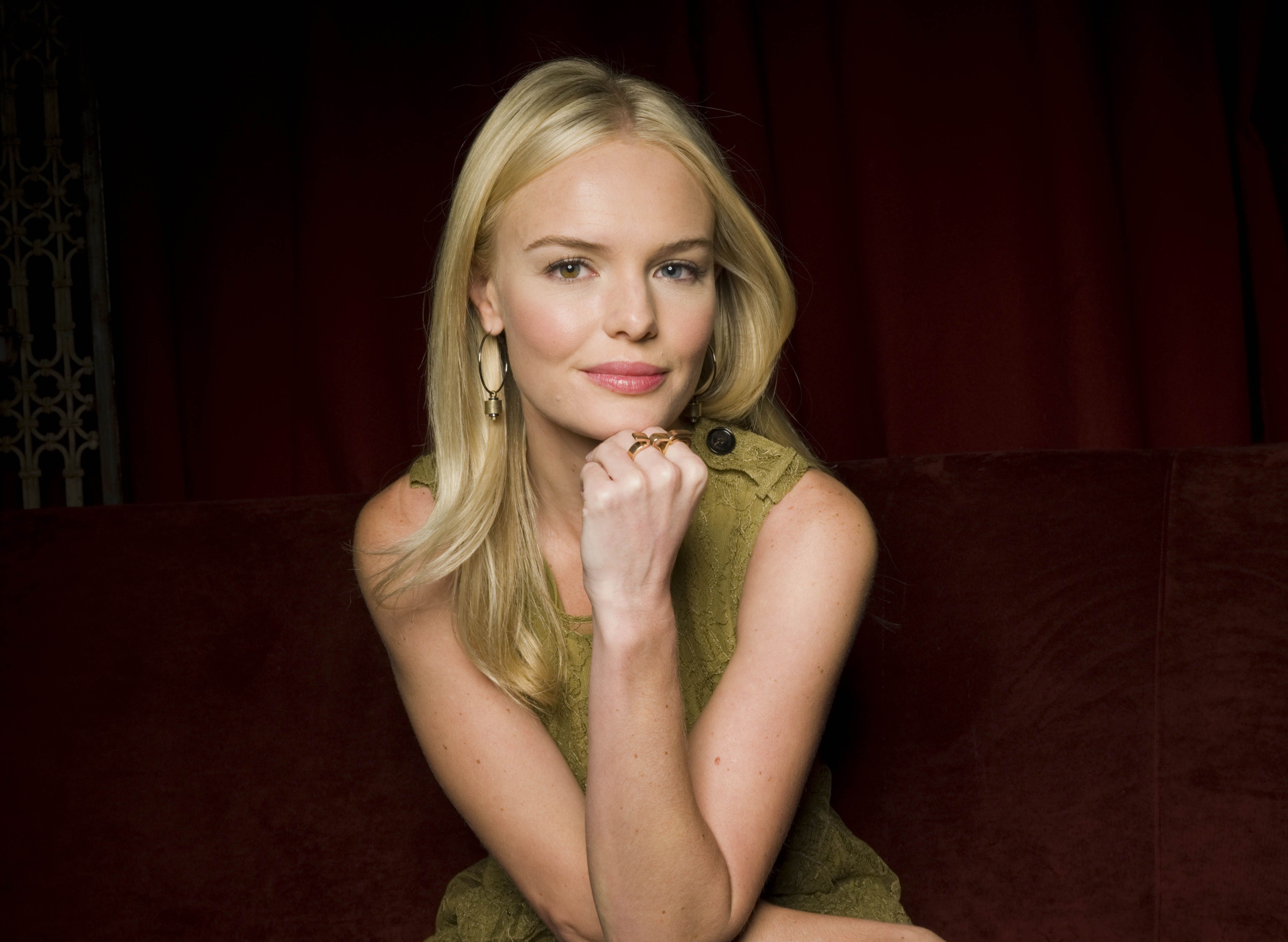 Kate Bosworth Cute Image 2560x1080 Resolution Wallpaper