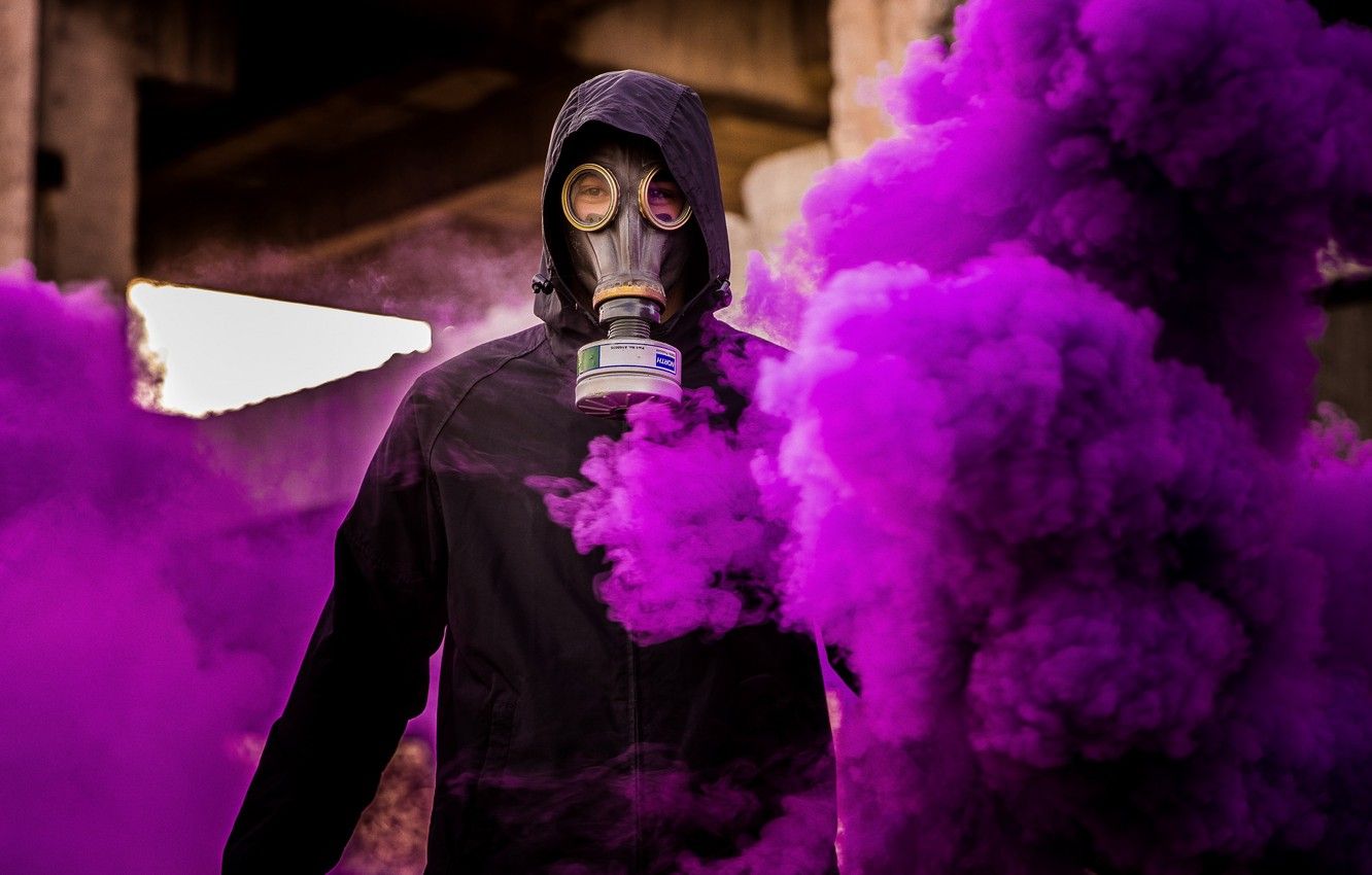 Wallpaper smoke, man, men, situations, purple, blur effect, miscellaneous, gas mask, 2k HD background image for desktop, section мужчины