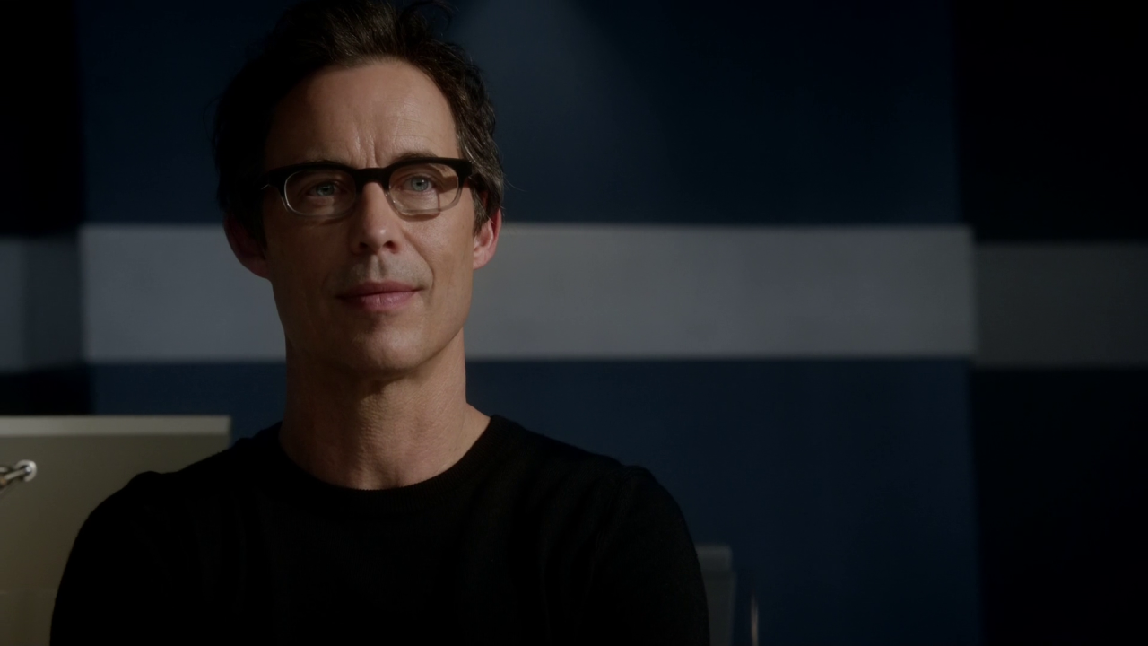 Harrison Wells Wallpapers - Wallpaper Cave