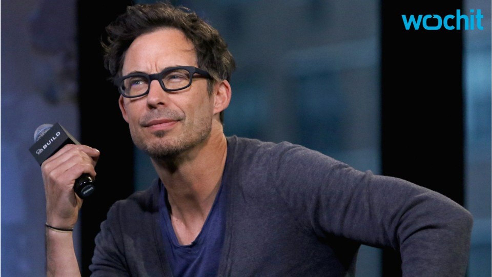 Tom Cavanagh Talks About His Latest Iteration of Harrison Wells
