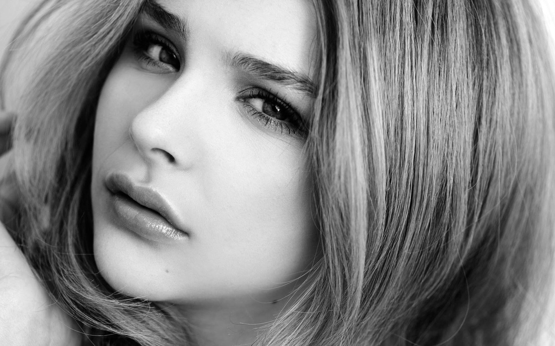 Chloë Grace Moretz, Women, Actress, Monochrome, Closeup, Face