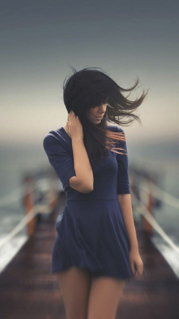 Lovely Girl Wind Sea HD Wallpaper