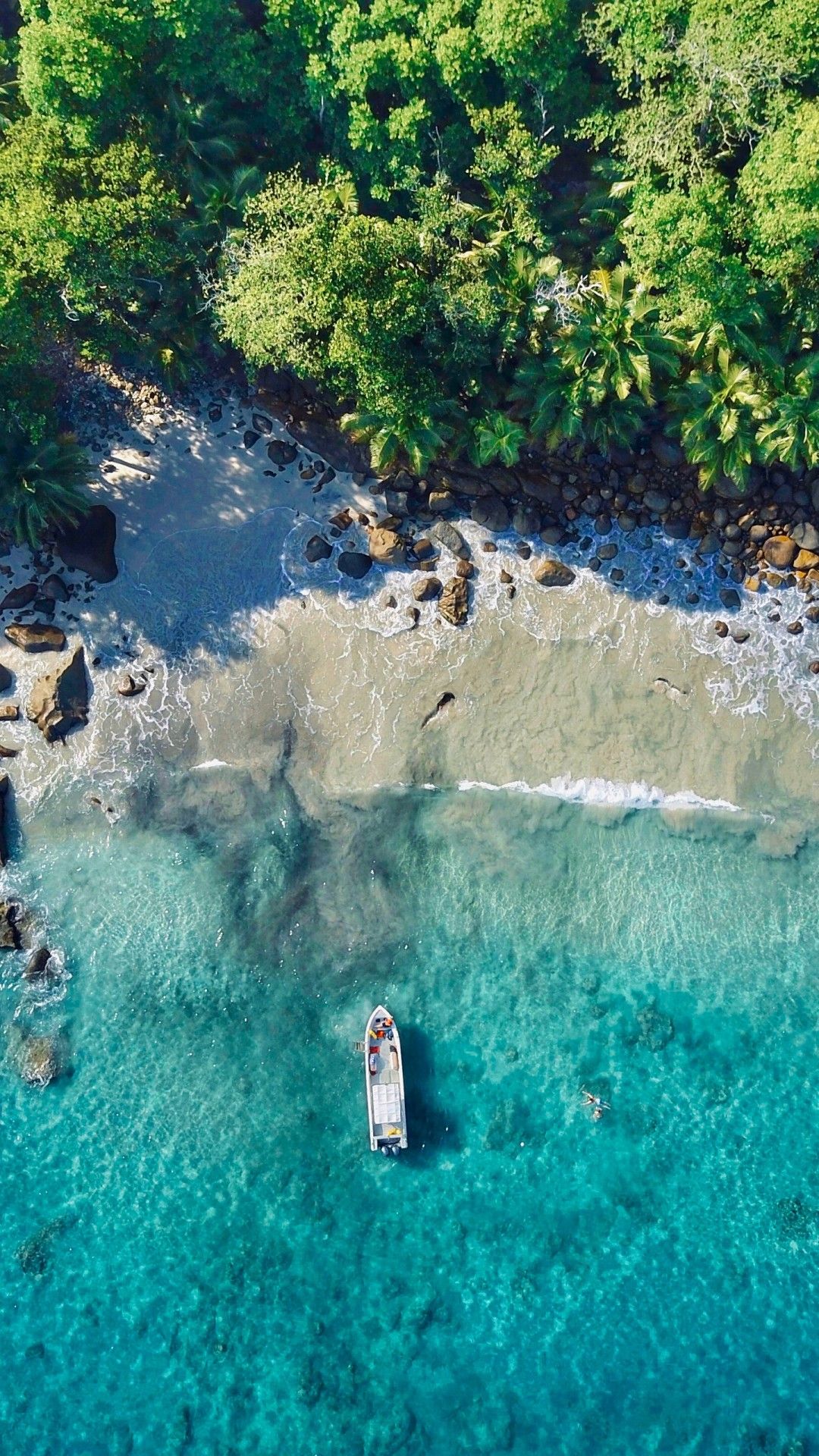 Silhouette Island Beach Aerial view 4K Wallpaper. HD Wallpaper