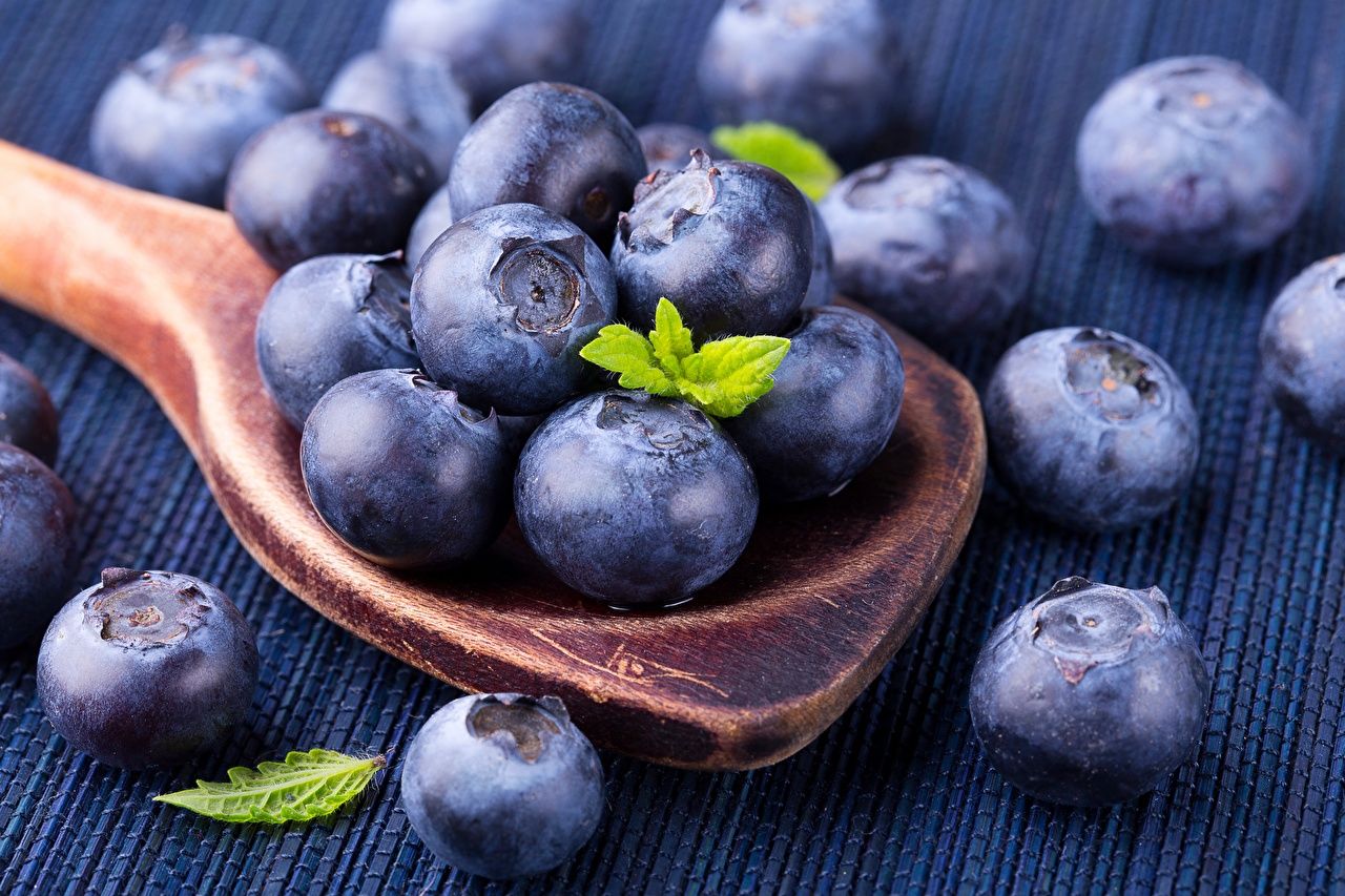 Desktop Wallpaper Blueberries Food Spoon Berry Closeup