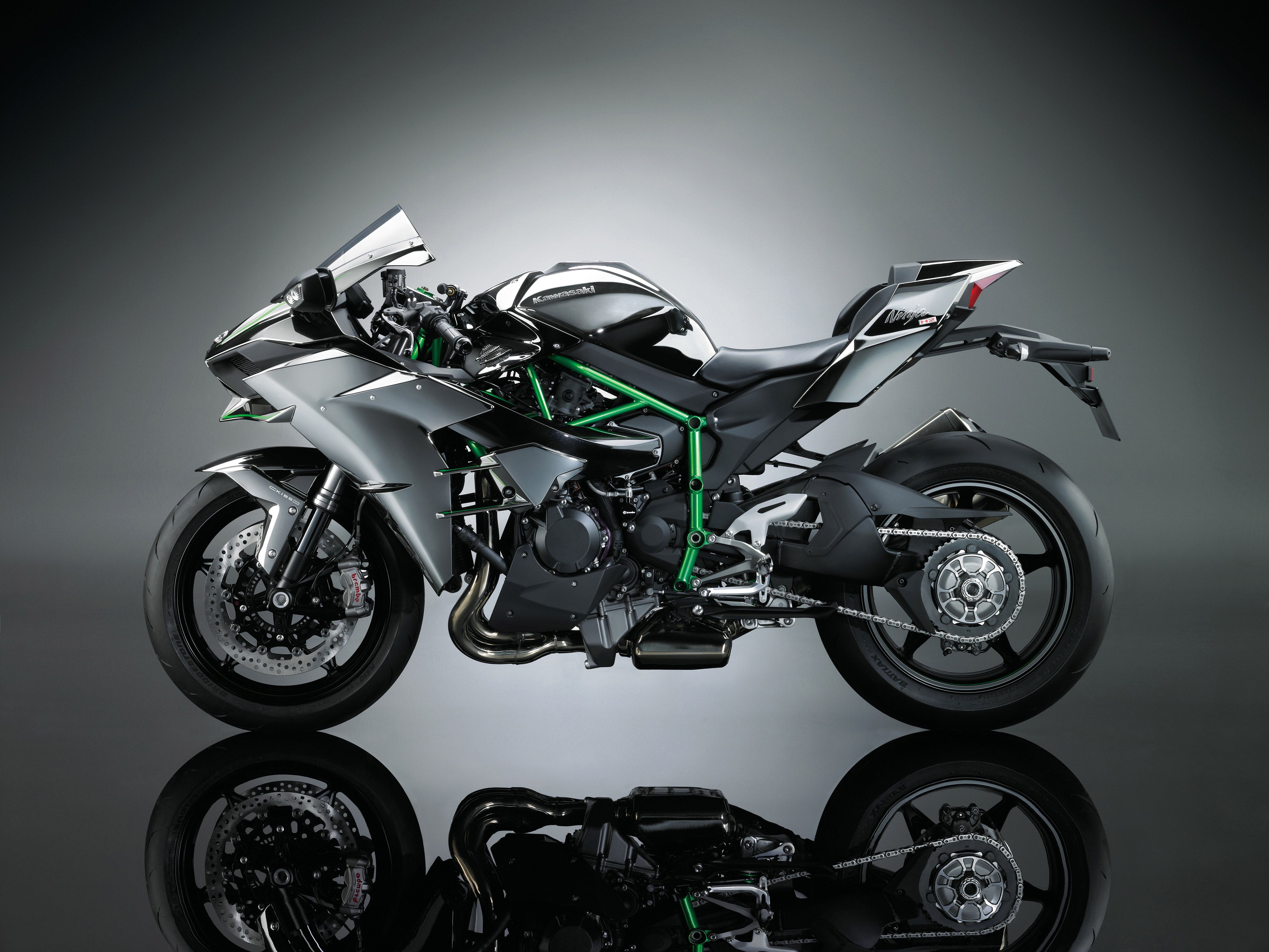 Kawasaki Ninja H2 Bike Background Wallpaper 64735 4093x3072px