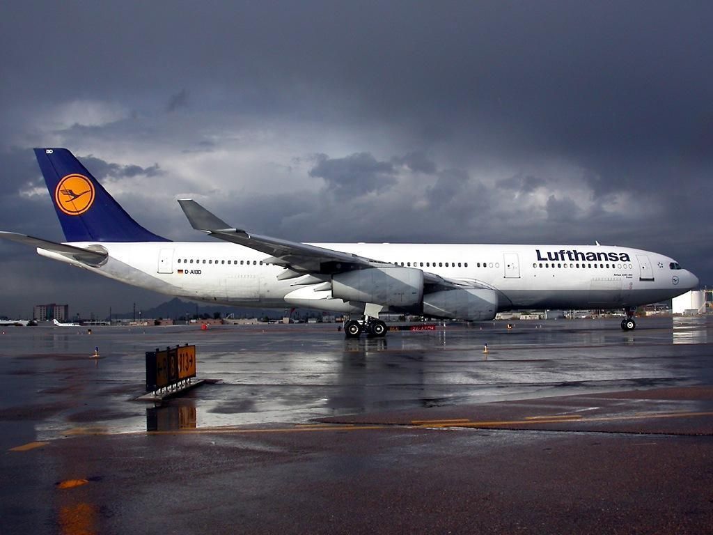 Lufthansa Airbus A340. Aviation, Aviation forum, Aircraft