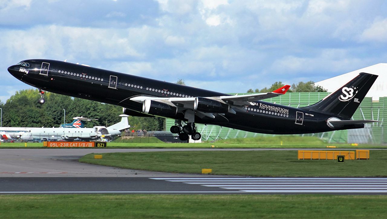 image Airplane Passenger Airplanes Takeoff Airbus A340 313 Black