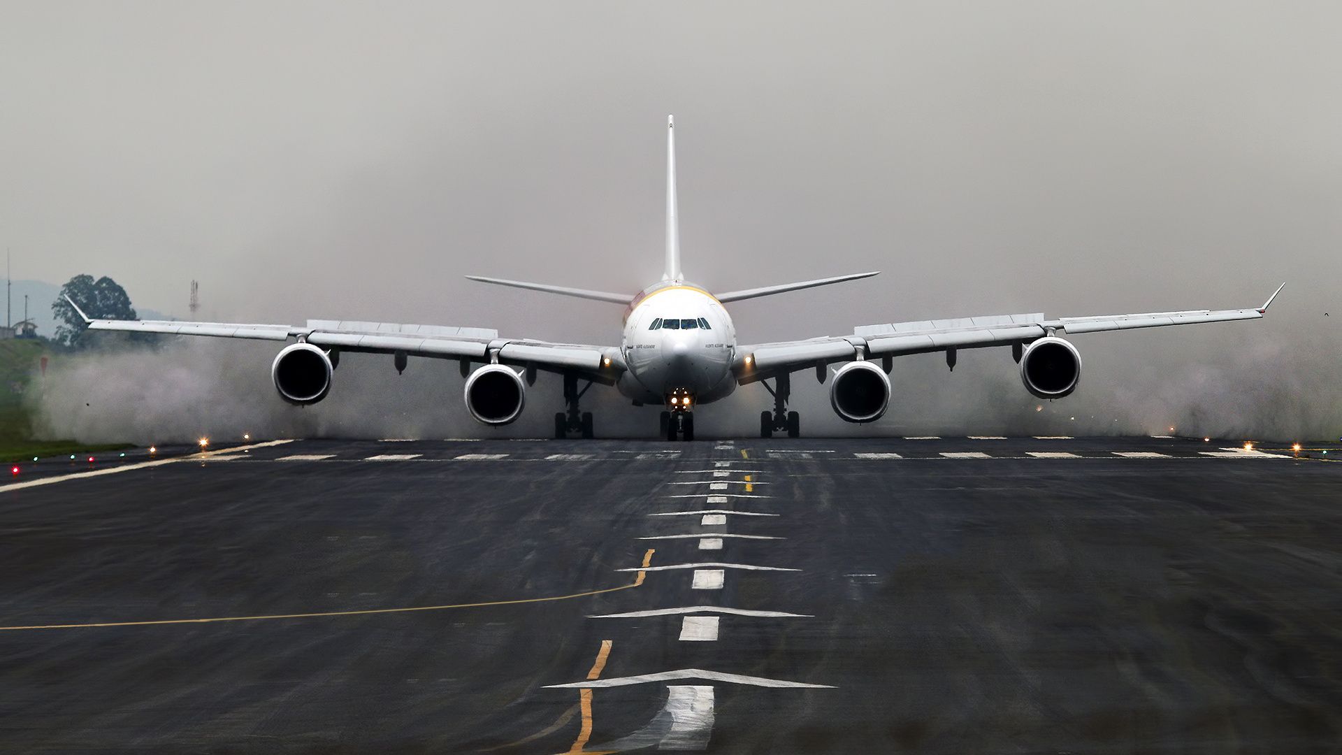 Download Wallpaper airbus plane runway a340- 1920x Airbus