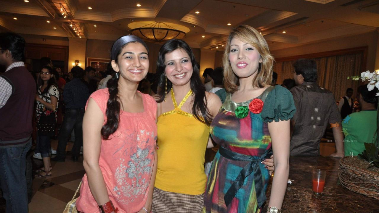 Babita Roshan and Anjali in Taarak Mehta Ka Ooltah Chashmah TV