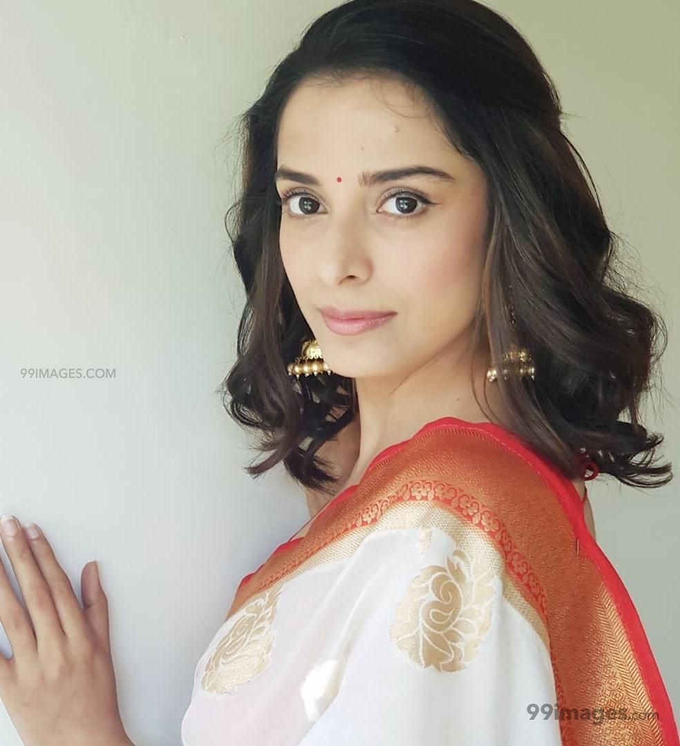 Pooja Sharma Hot HD Photo Download (1080p) (Whatsapp DP