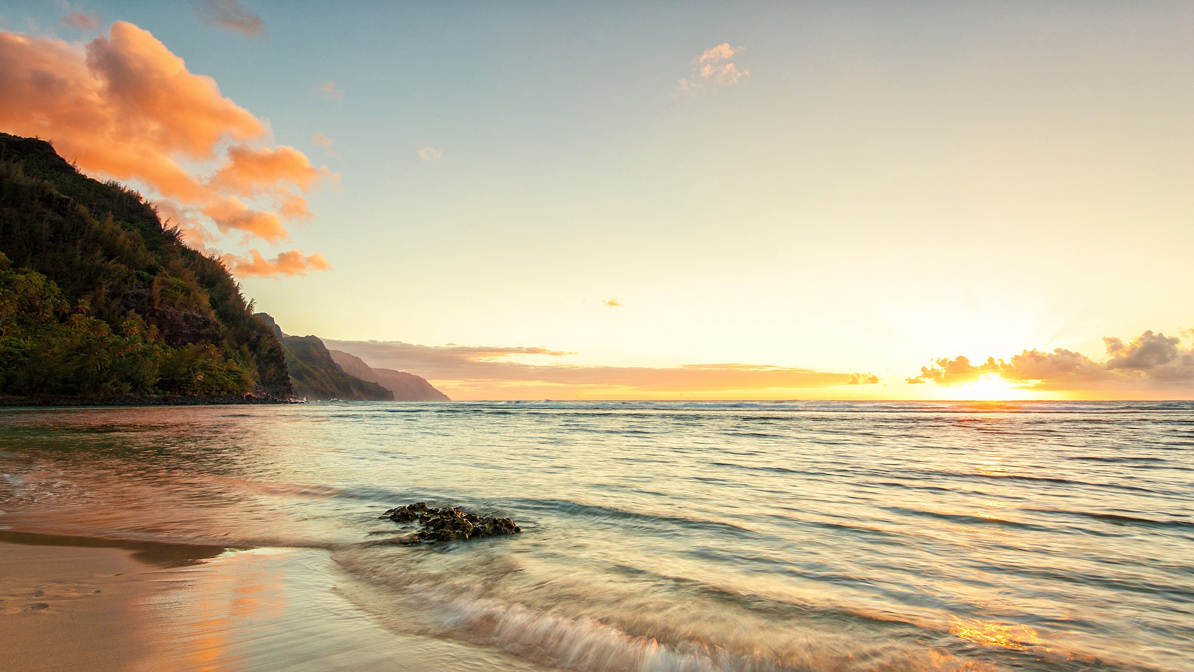 Wallpaper Hawaii, 4k, HD wallpaper, Ke'e beach, island, Kauai, sky, sea, ocean, water, sunset, sunrise, rocks, sun, clouds, Nature