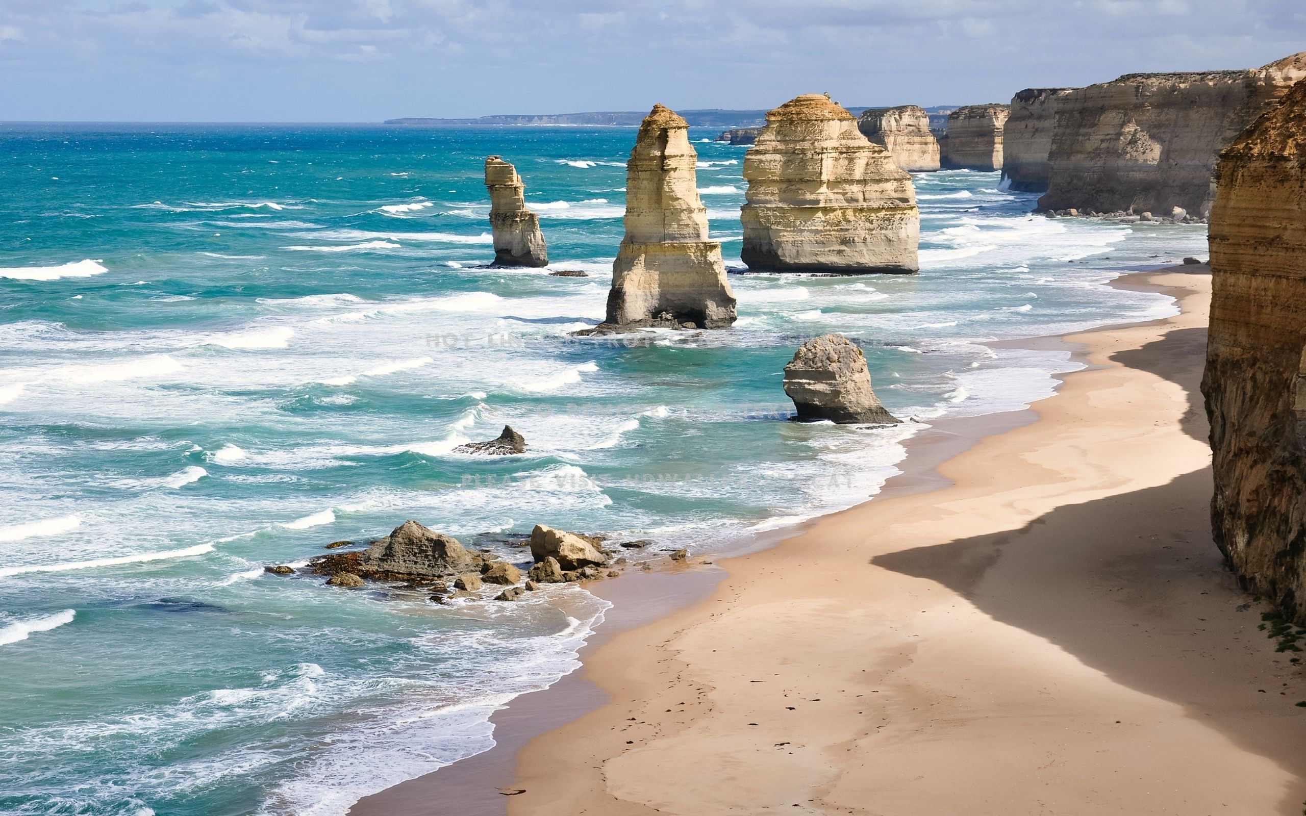 the twelve apostles australia ocean beach
