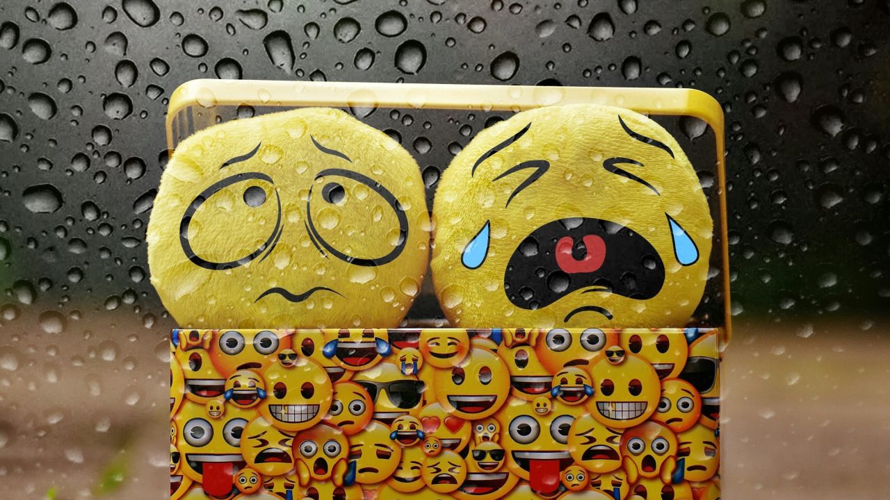 Wallpaper Smileys, Emoji, Plush toys, Water drops, HD, Creative