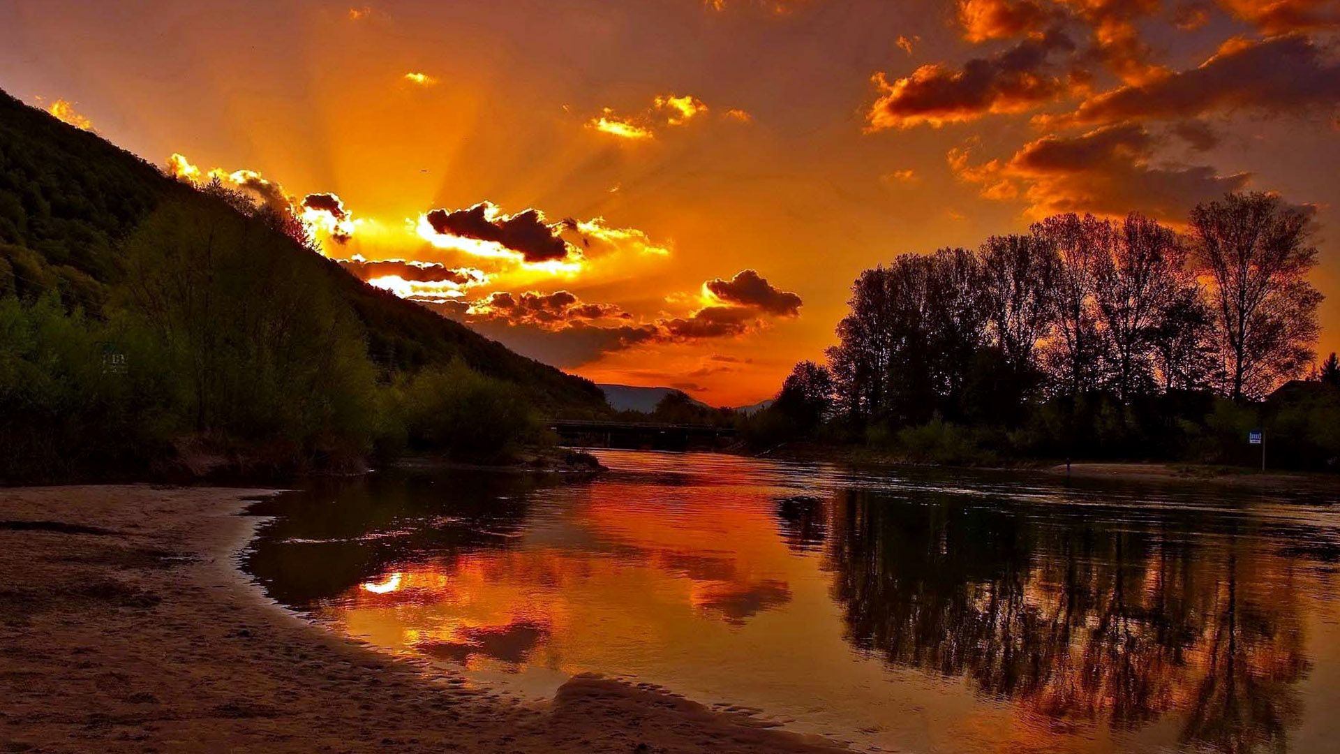 Sunset Mountain And Lake Free Download Wallpaper HD / Desktop