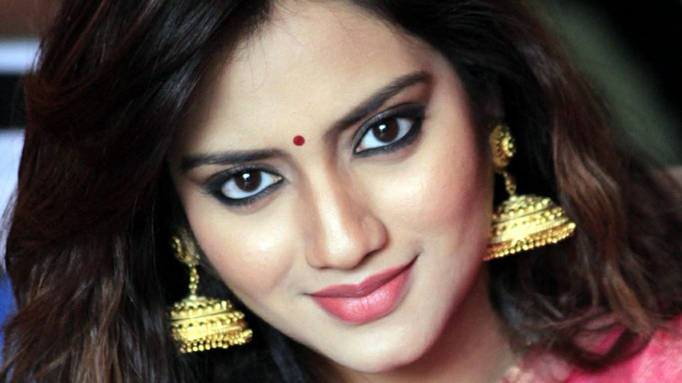 Nusrat Jahan Wallpapers.