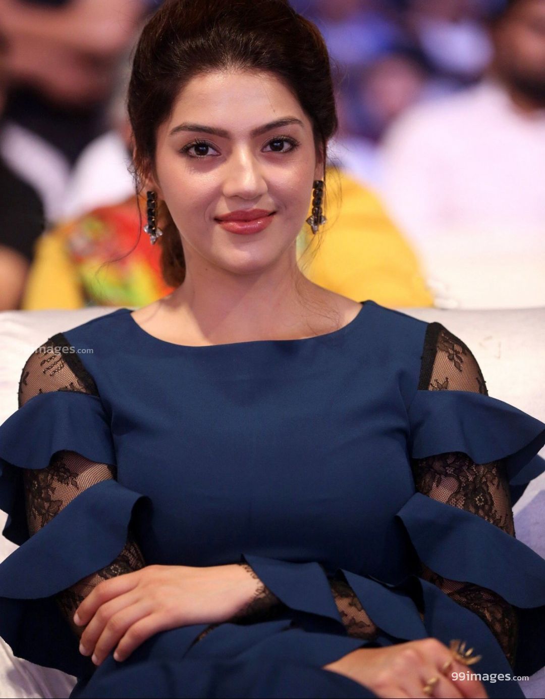 Mehrene Kaur Pirzada Beautiful HD Photo & Mobile Wallpaper HD