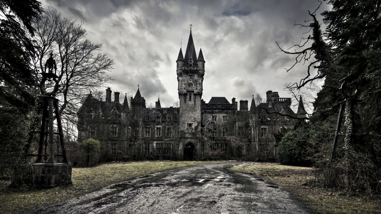 Victorian abandoned palace old buildings wallpaperx1440