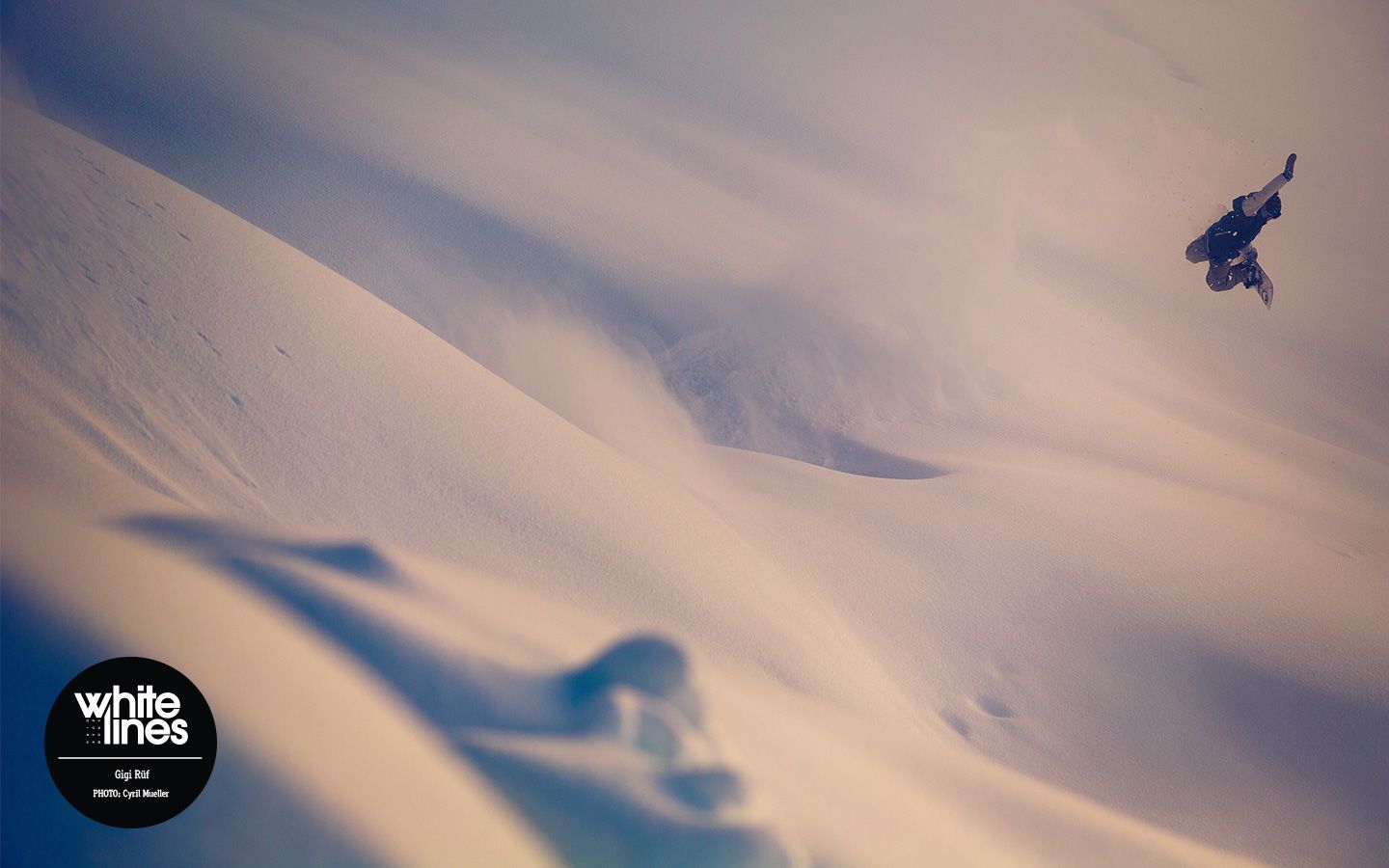 Snowboard Wallpaper: Gulli Gudmundsson Takes a Leap