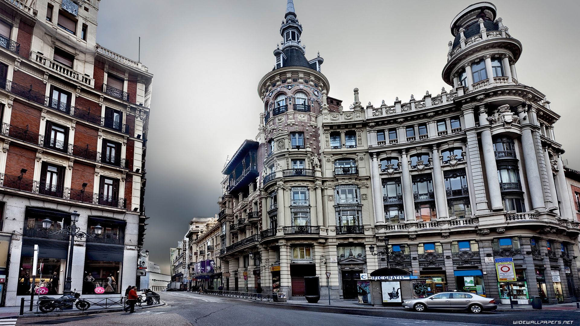 Old buildings in Madrid Desktop wallpaper 1920x1080