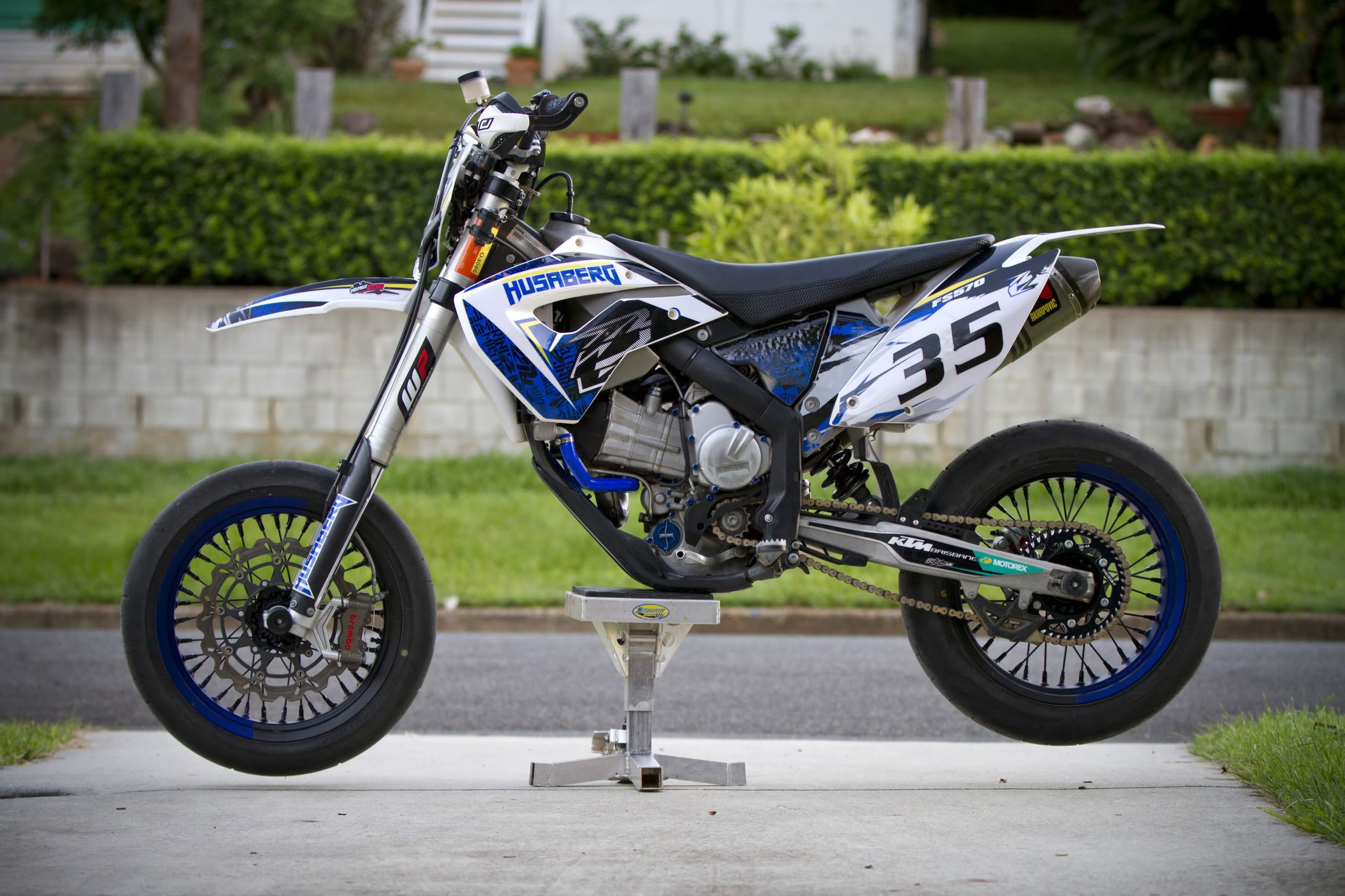 VOR SM RC 570 Supermotard Pic 5