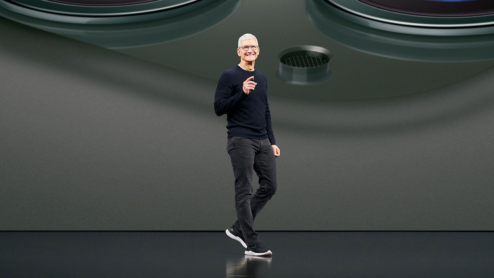Life and career biography of Apple CEO Tim Cook