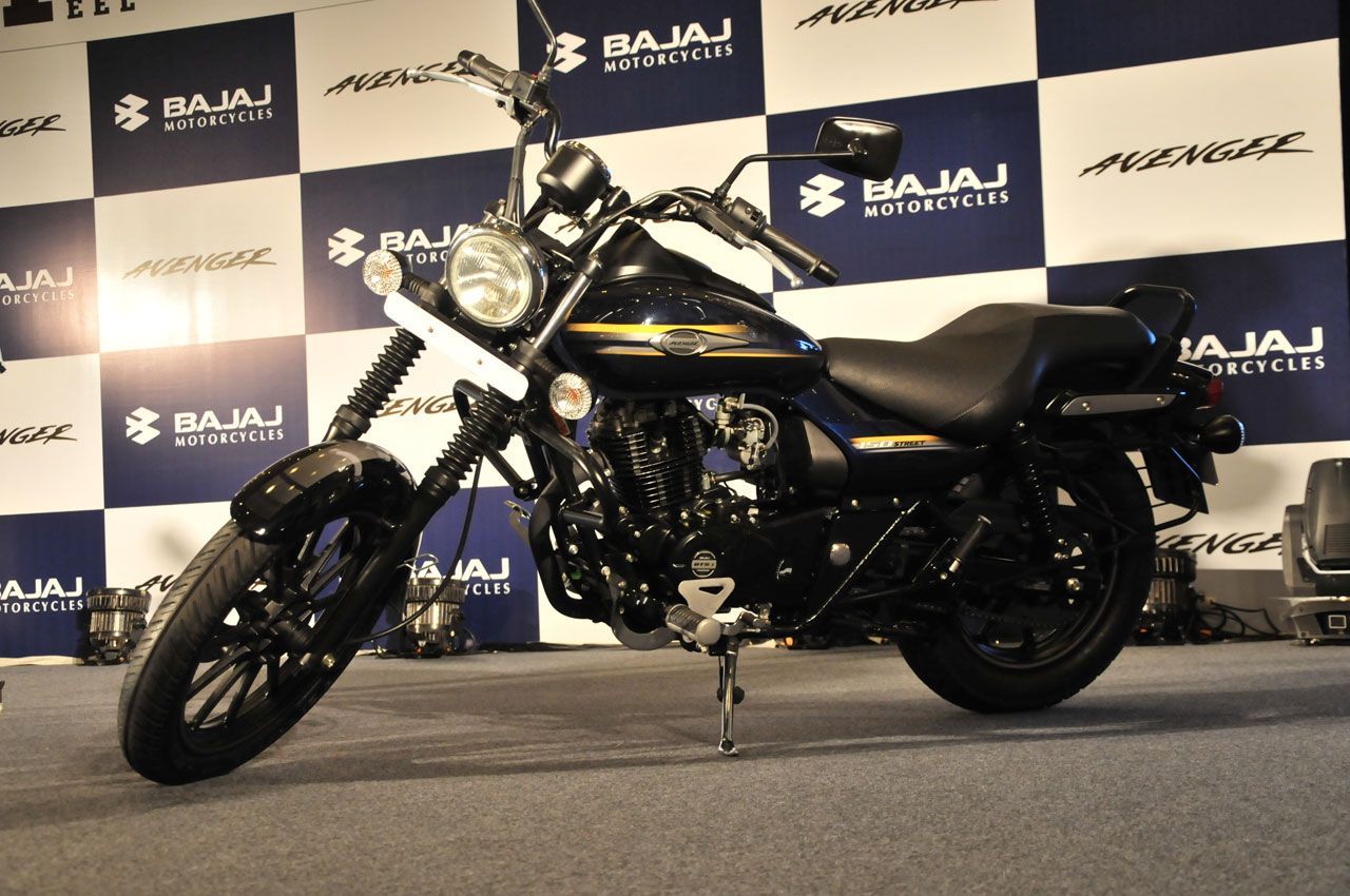 Bajaj Avenger 220 Street, 220 Cruise and Avenger 150 photo gallery. Avengers, Picture of sports cars, Photo