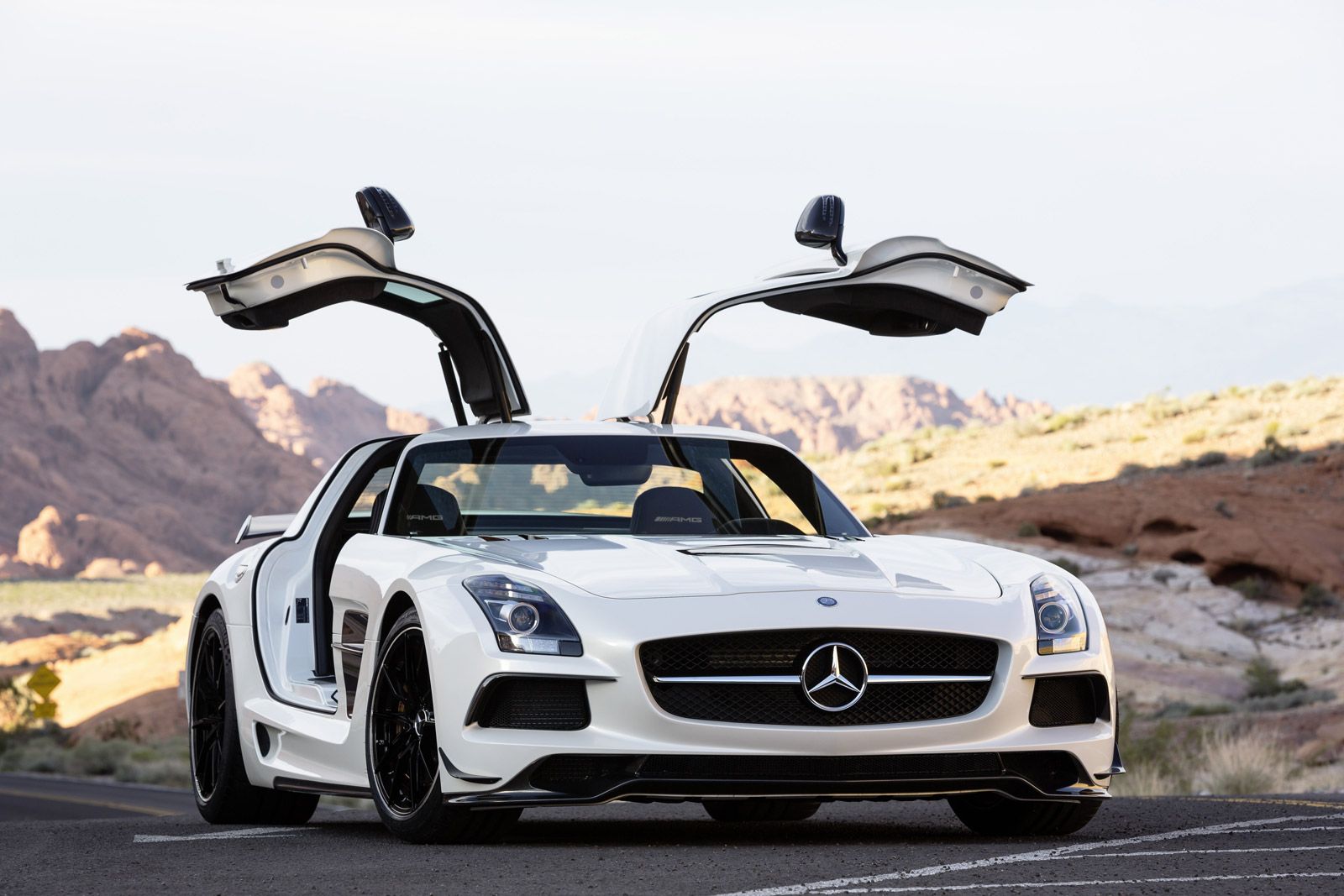 Mercedes Benz SLS AMG Review, Ratings, Specs, Prices