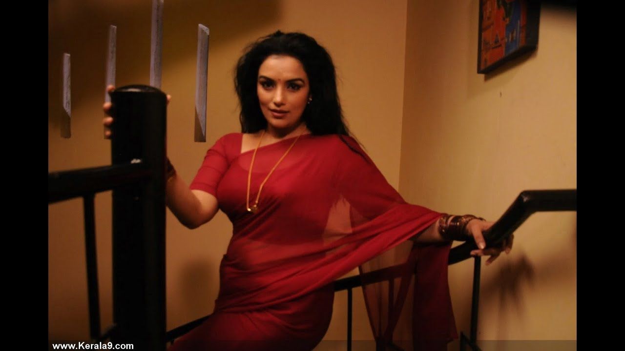 Malayalam Actress Shweta Menon Exclusive Gallery