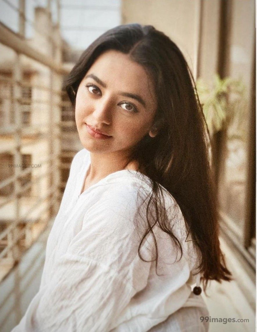 Helly Shah Hot HD Photo & Mobile Wallpaper 1080p