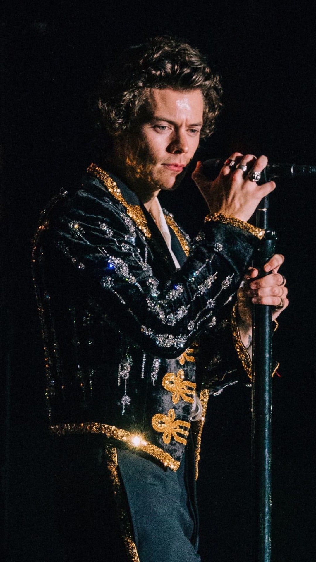 Harry Styles HD picture. Harry styles live