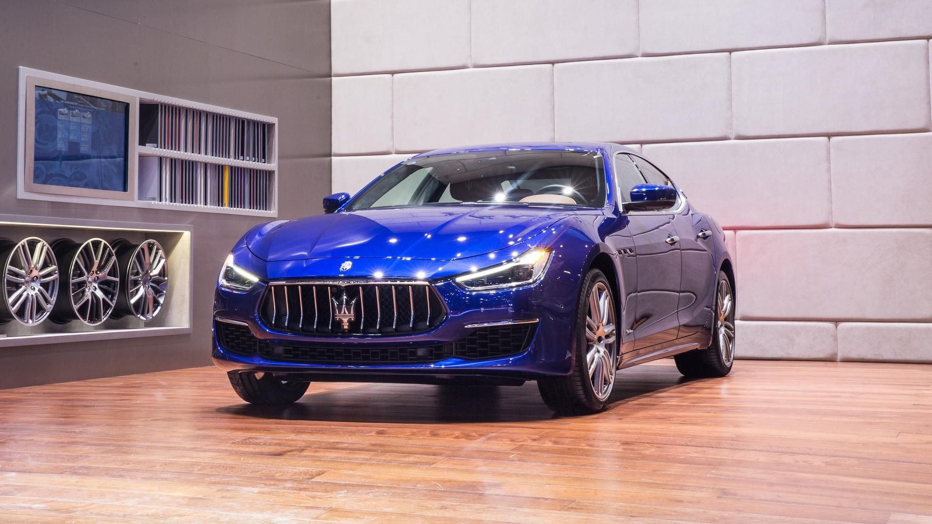 Maserati Ghibli GranLusso, GranSport Debut In The Metal