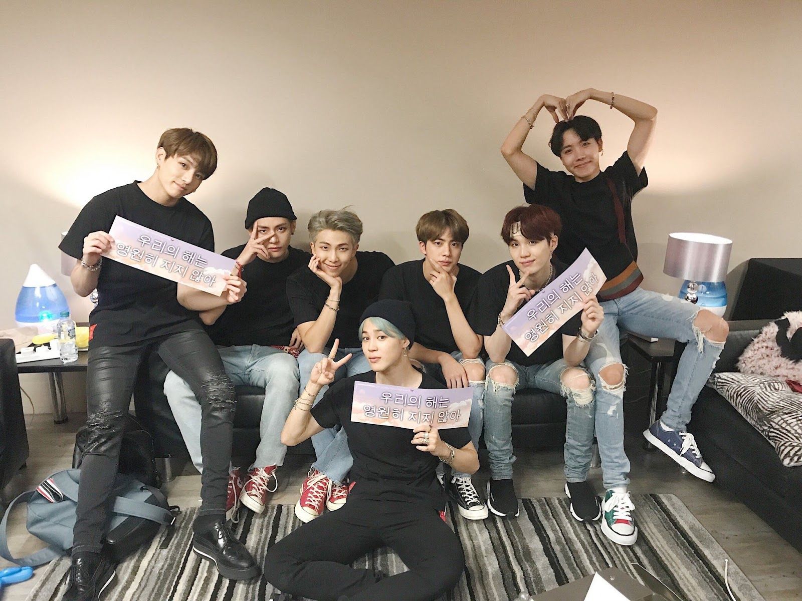 BTS To Collaborate With Charlie Puth At 2018 MGA